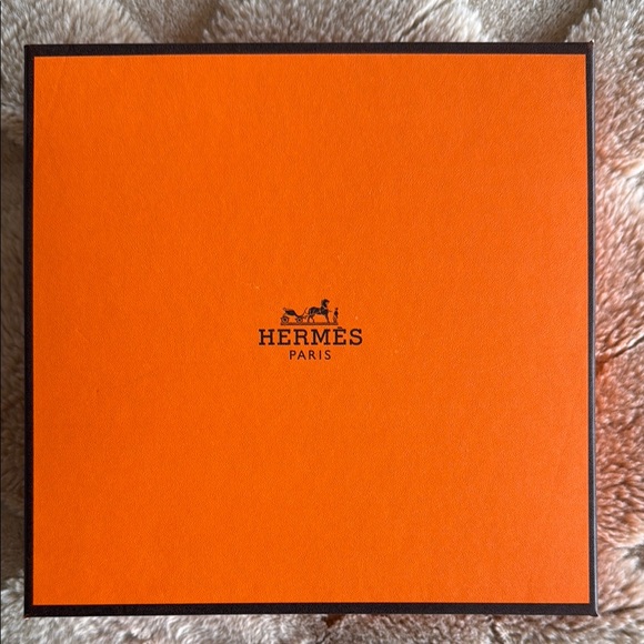 Hermès Gold Buckle Reversible Belt Set - Picture 2 of 6